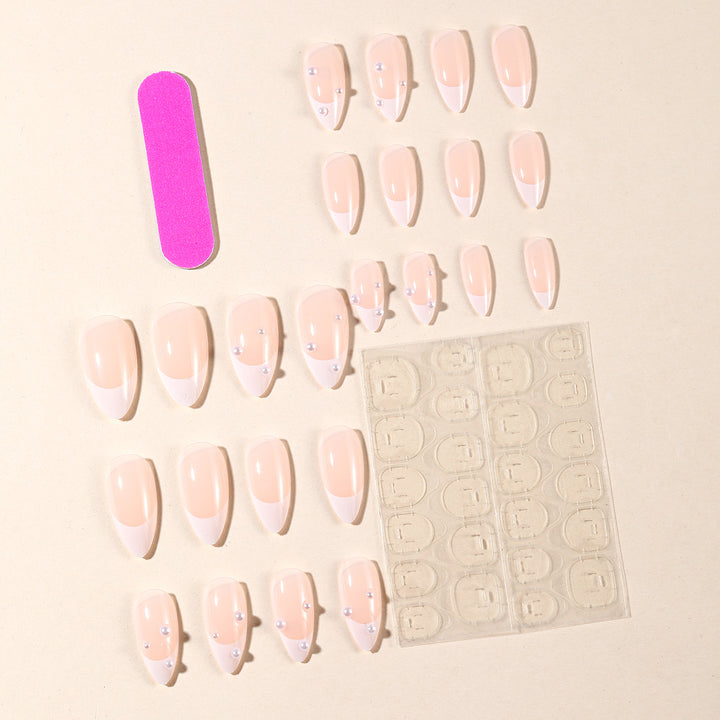 Elegante 3D Perle Akzent Stiletto Nagelkunst Erweiterungen Karnz