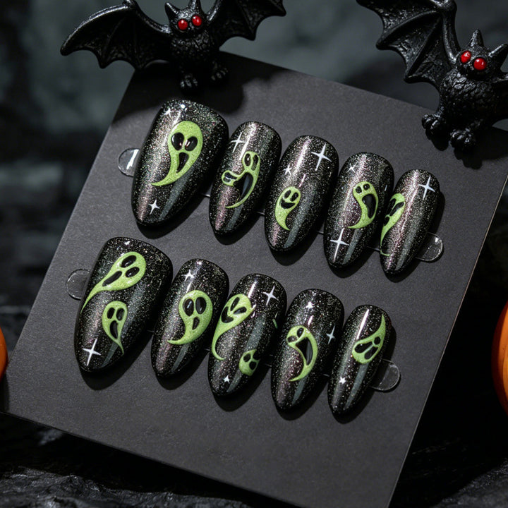 Spooky-Themen Press-On Nagelkunst