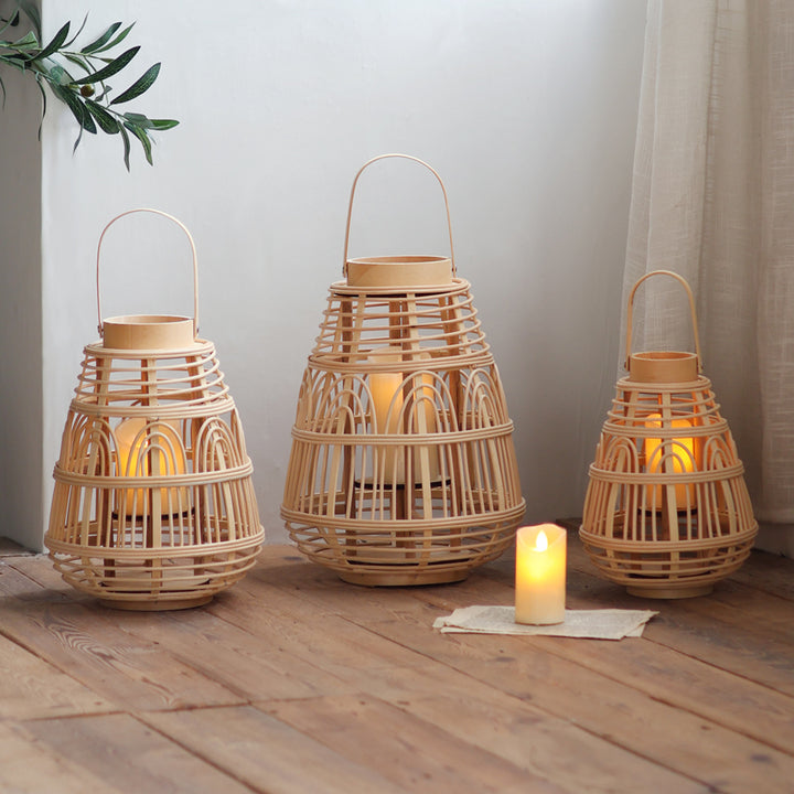 Handgefertigte Rattan-Laterne Karnz