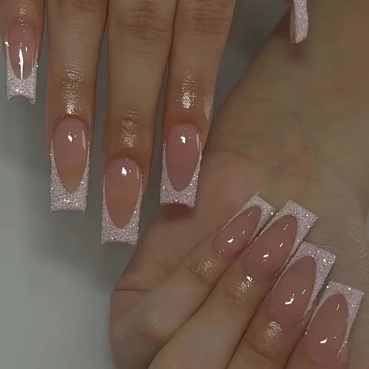 Dekorative Glitter-Akzent Press-On Nägel Karnz