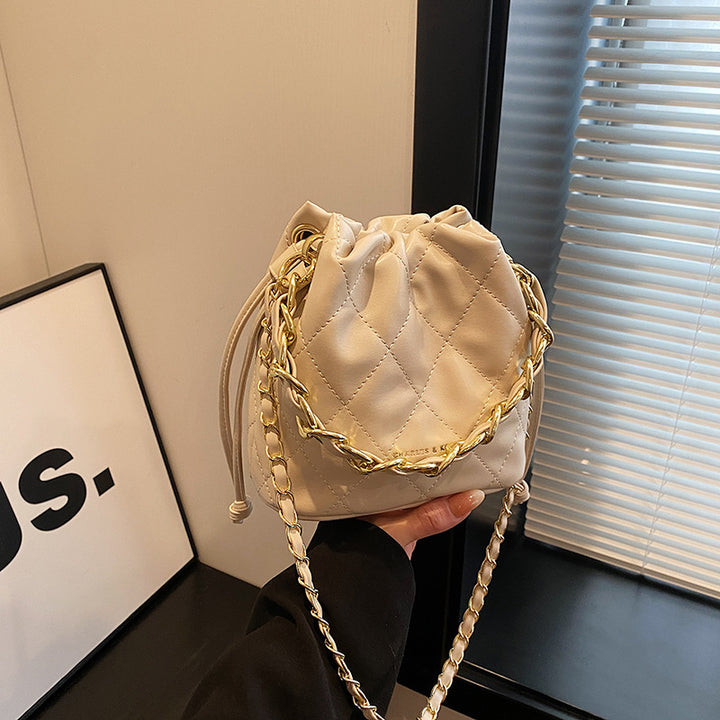 Gepolsterte Mini Eimer-Handtasche Karnz