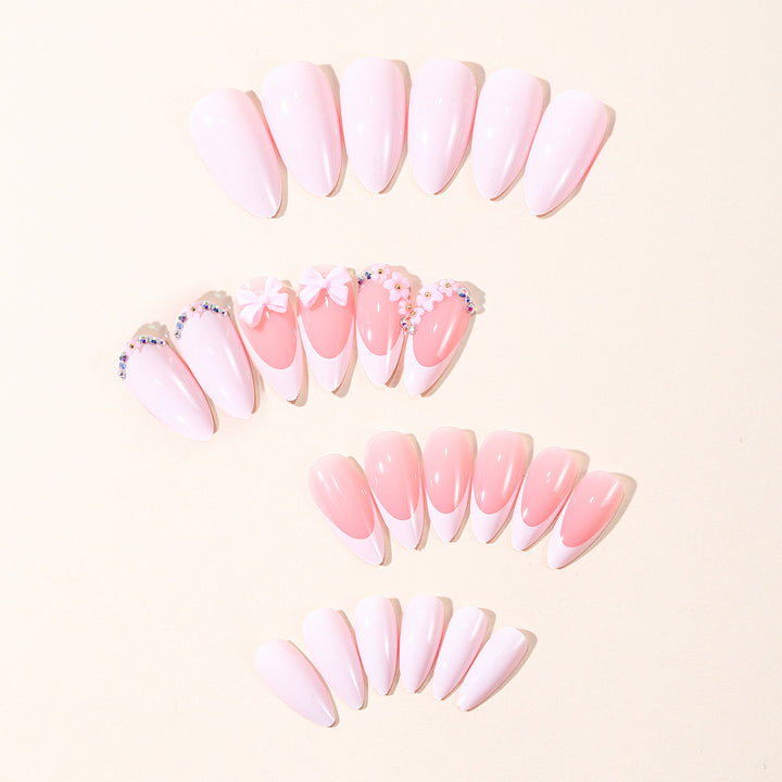 Glamouröses Stiletto Nagelkunstdesign Karnz
