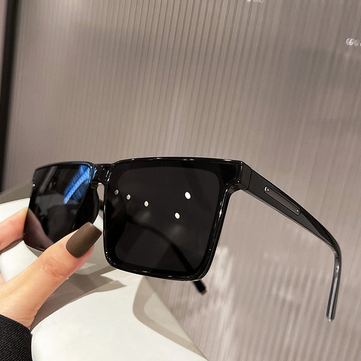 Damen quadratische Sonnenbrille im eleganten, modernen Design Karnz