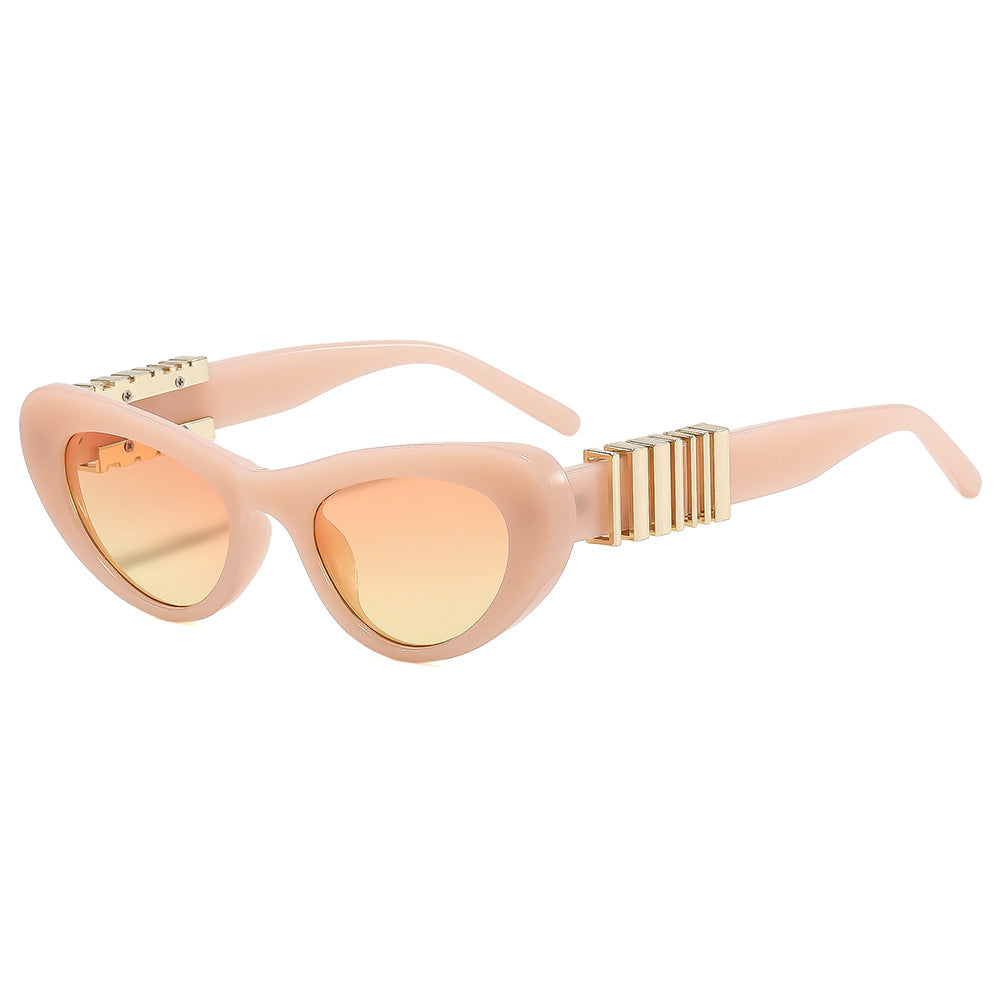Damen Designer-Sonnenbrille mit luxuriösem Metallrahmen und stilvollen Verzierungen Karnz