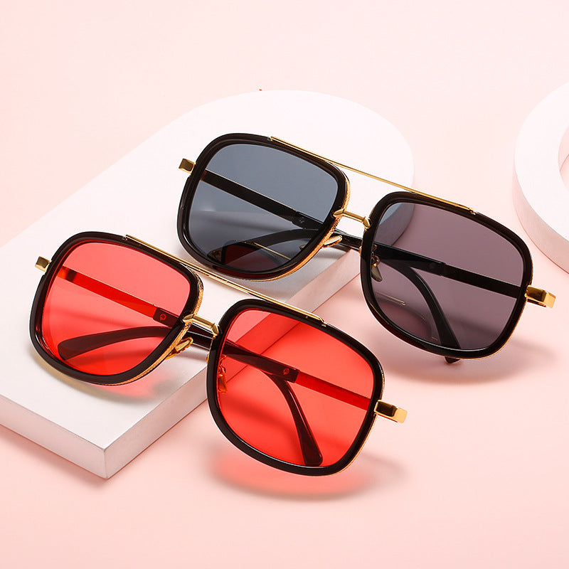 Damen quadratische Sonnenbrille mit luxuriösen Akzenten Karnz