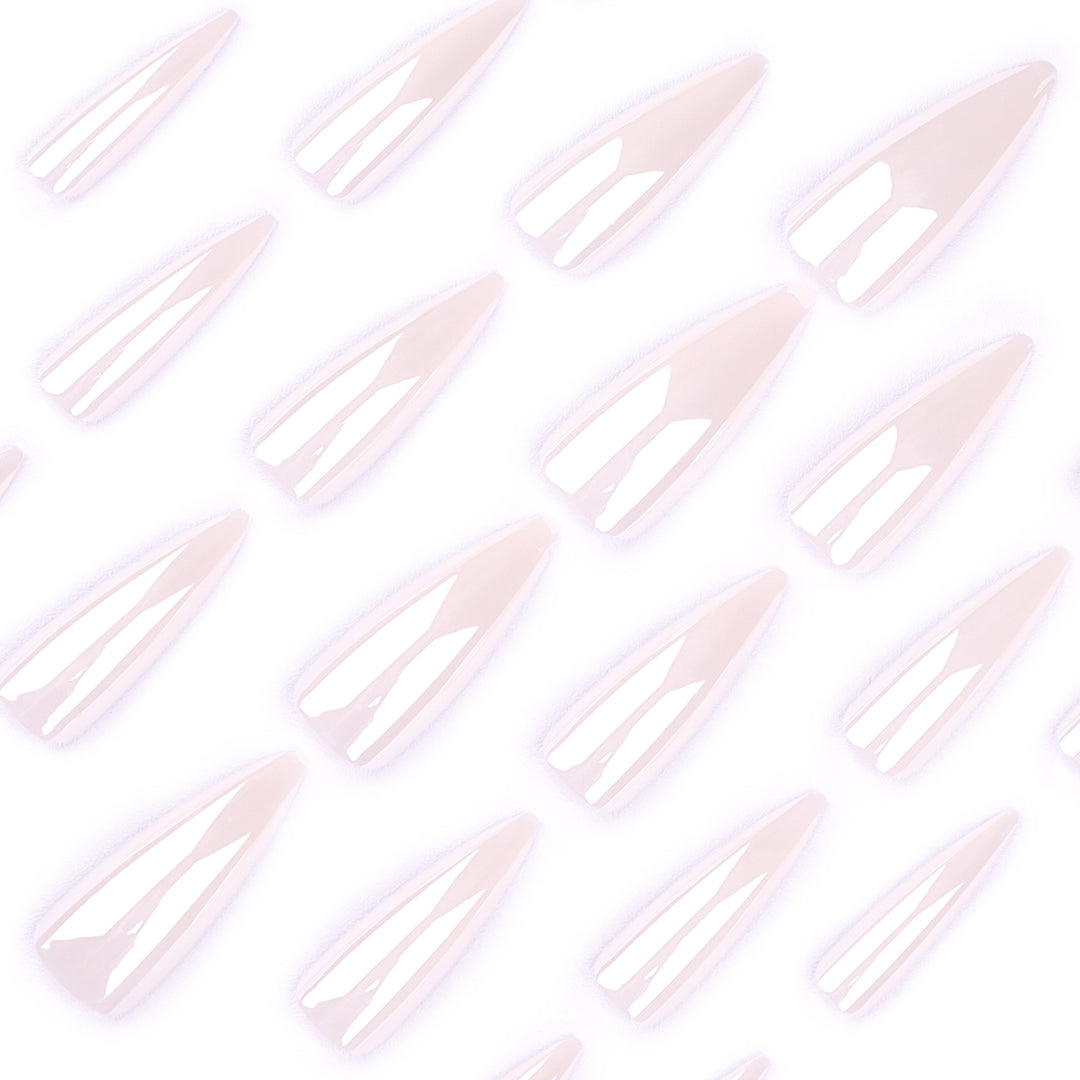 Elegante Stiletto-Nägel Karnz
