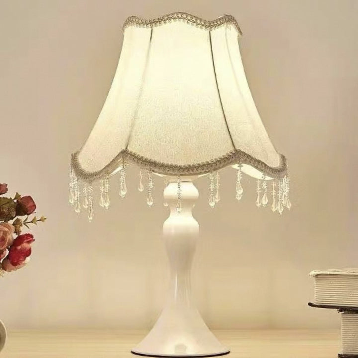 Florale dekorative Tischlampe