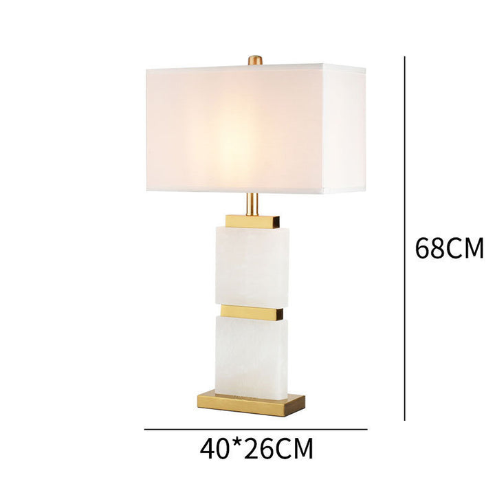 Moderne dekorative Tischlampe mit Marmorfuß und elegantem Schirm