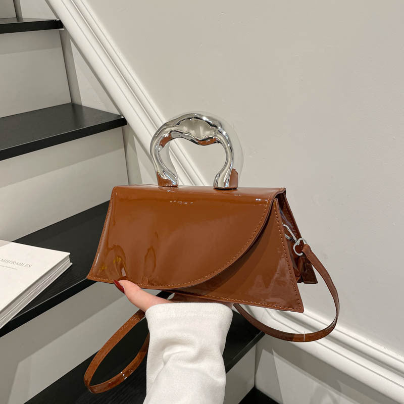 WoChic Lackleder Handtasche Karnz