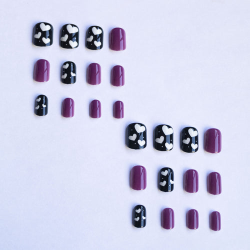 Künstlerisches Nagelkunst-Design-Kit mit einzigartigen Mustern