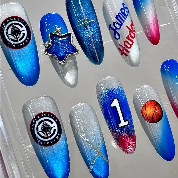Kreatives Nagelkunstdesign Karnz
