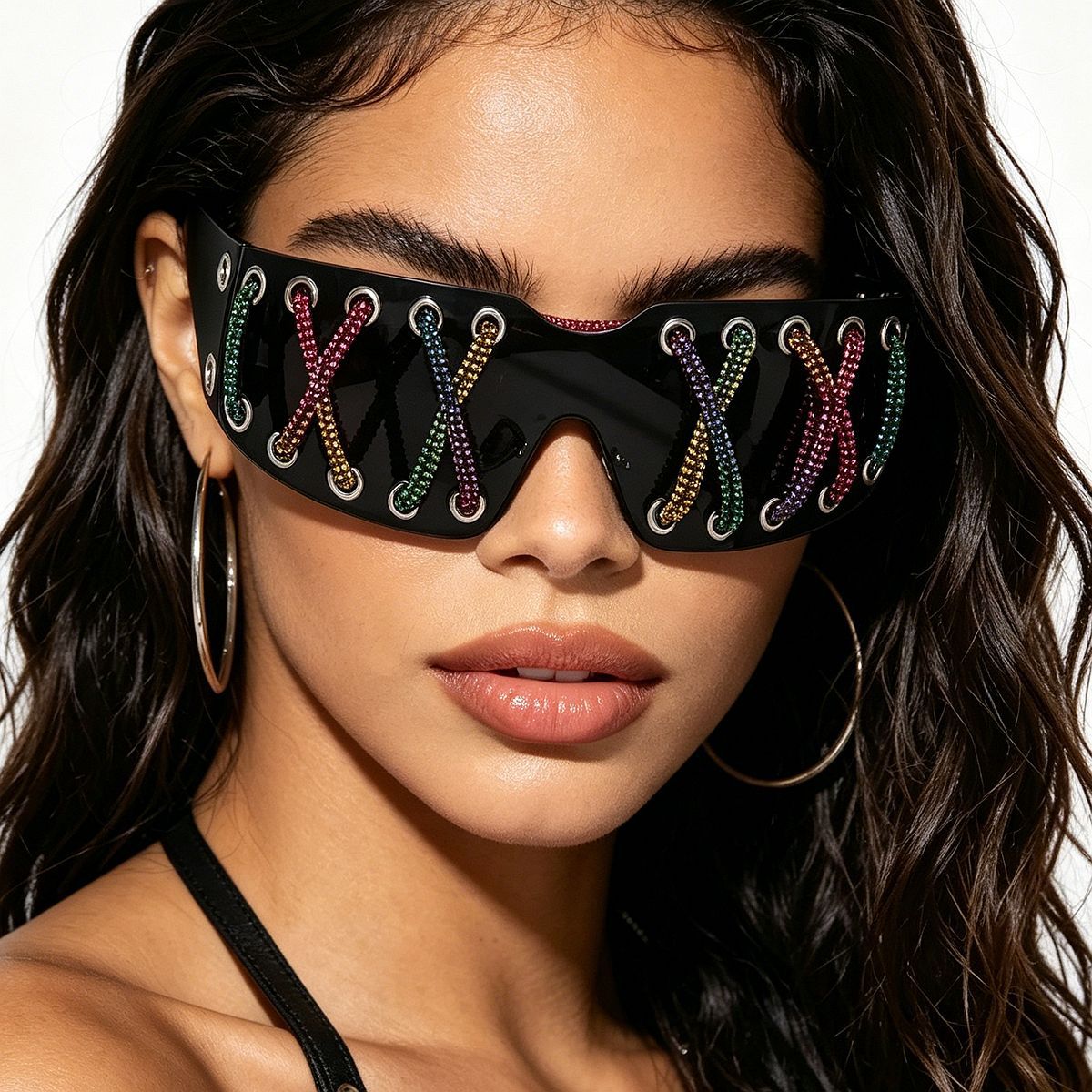 Damen futuristische Design-Sonnenbrille mit einzigartigem Dekor Karnz