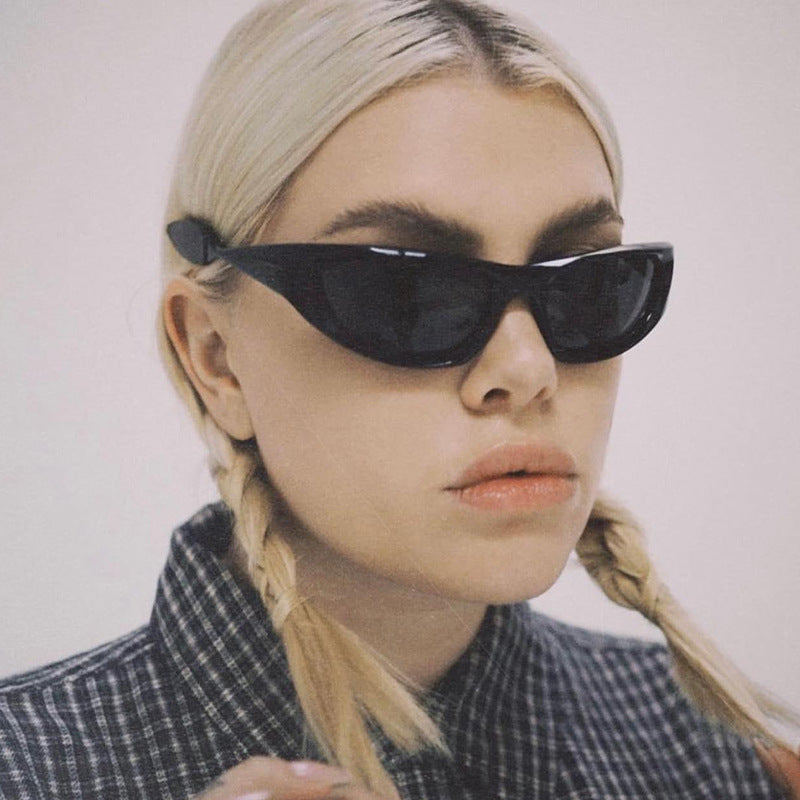 Damen sportliche Sonnenbrille mit rutschfestem Design Karnz