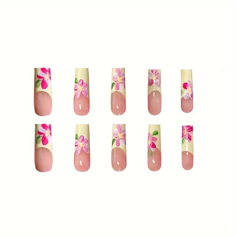Dekorative florale Design-Nagelverlängerungen Karnz