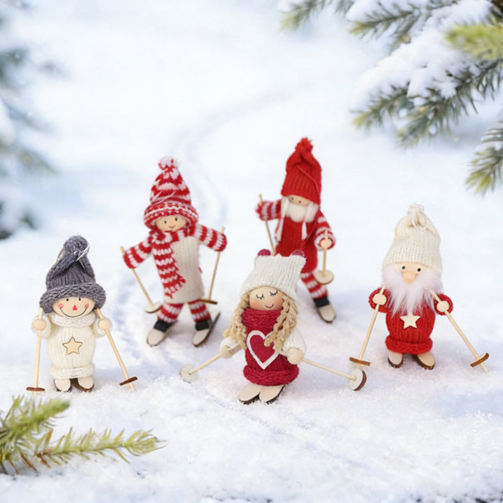 Dekorative Weihnachtsmannfigur im Skistil