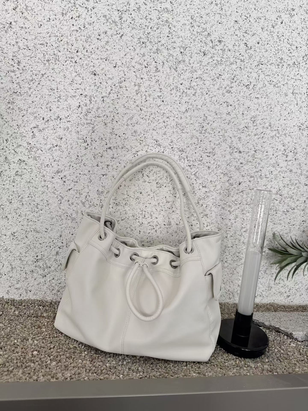 Erschöpftes Leder Schlapp-Tote