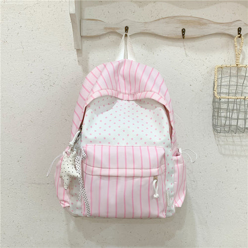 Niedlicher gestreifter Schulrucksack