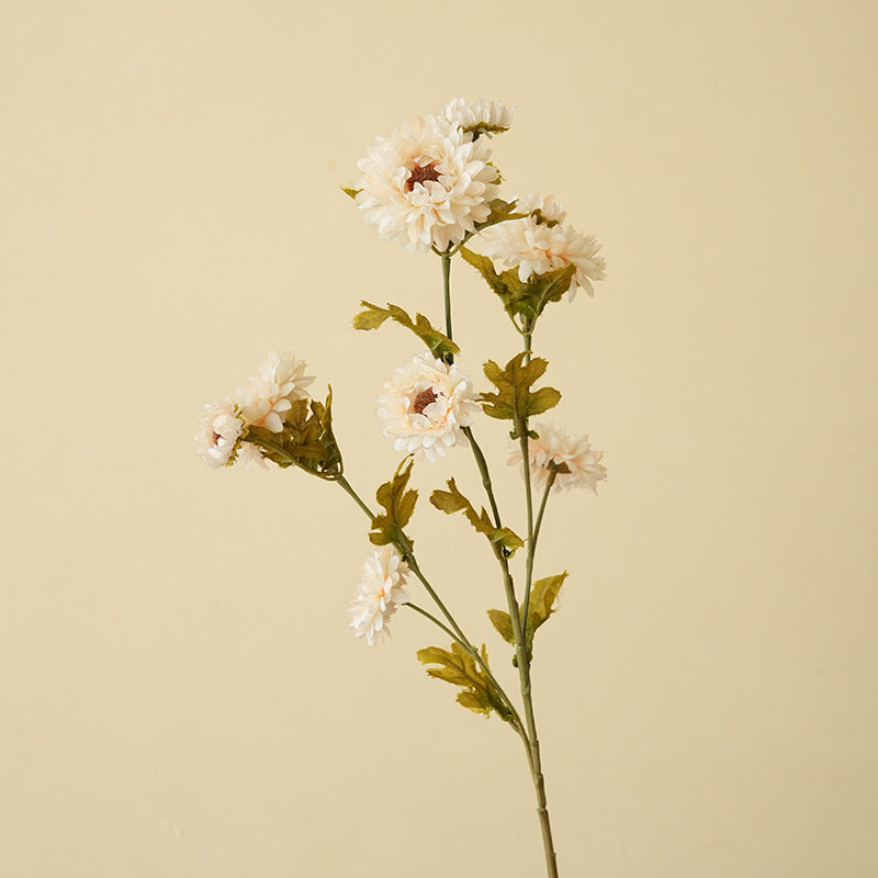 Dekorative Kunstblumen Karnz