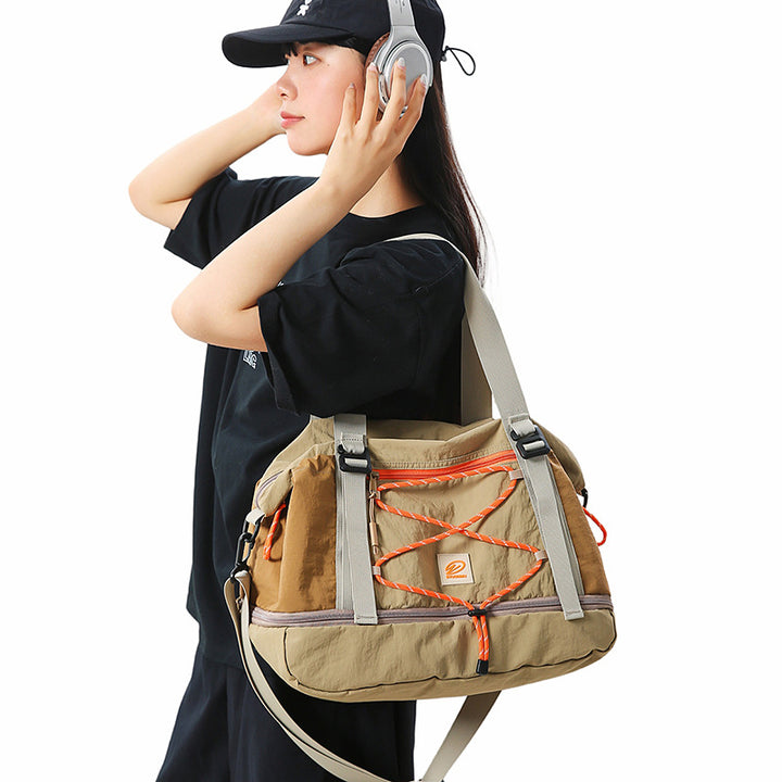 Sportliche leichte Reisetasche Karnz