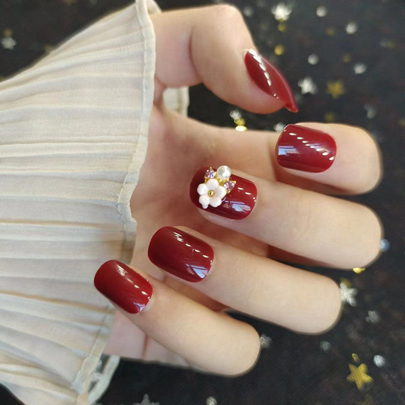 Elegante Französische Spitze Press-On Nagelkunst