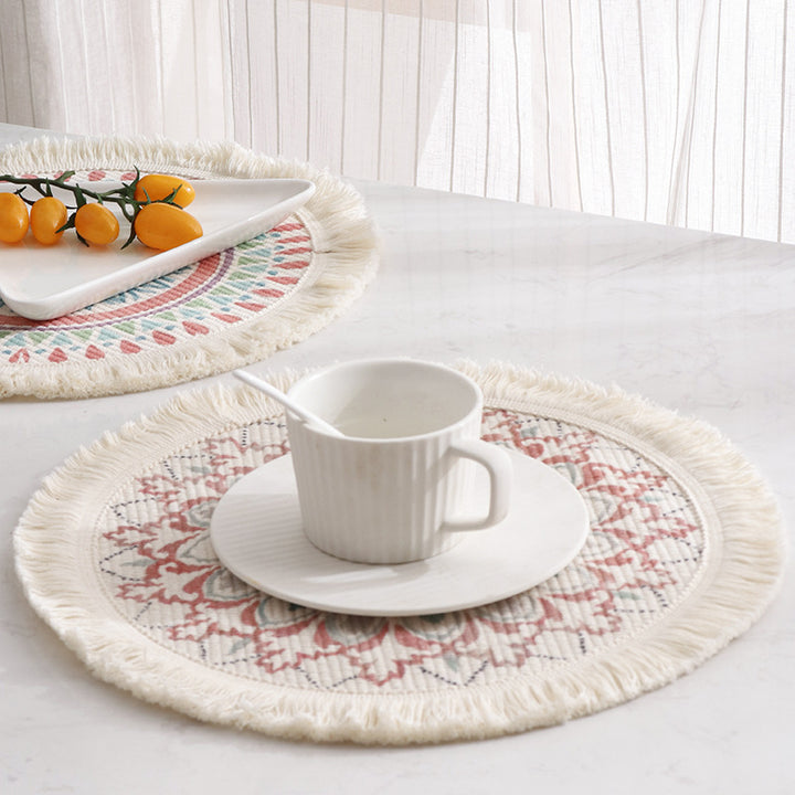 Runder flachgewebter Bodenteppich im Boho‑Mandala‑Design mit Baumwollfransen