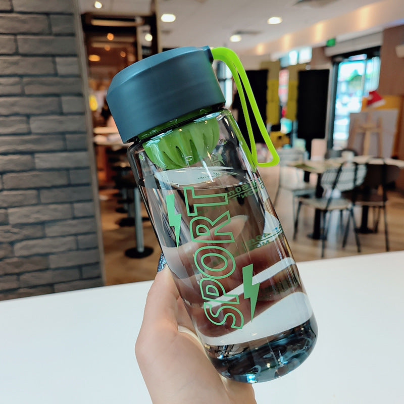Damen Multifunktionale Sport-Trinkflasche mit fruchtigem Infuser Karnz