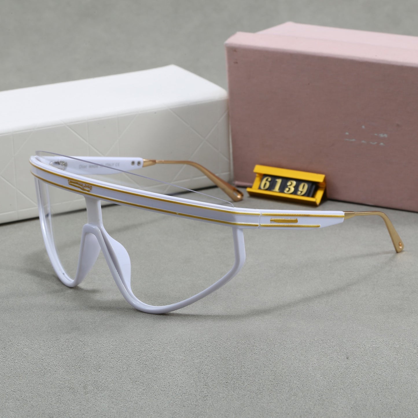 Damen Cat-Eye Sonnenbrille mit modernem Design Karnz