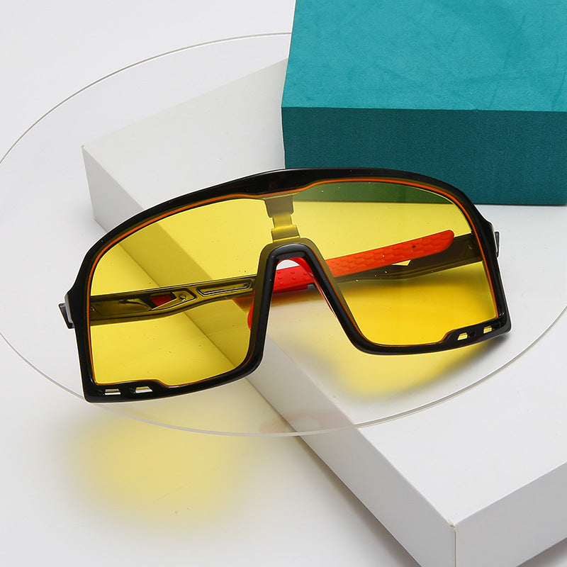 Damen Sportbrille mit strapazierfähigem Rahmen und polarisierenden Gläsern Karnz