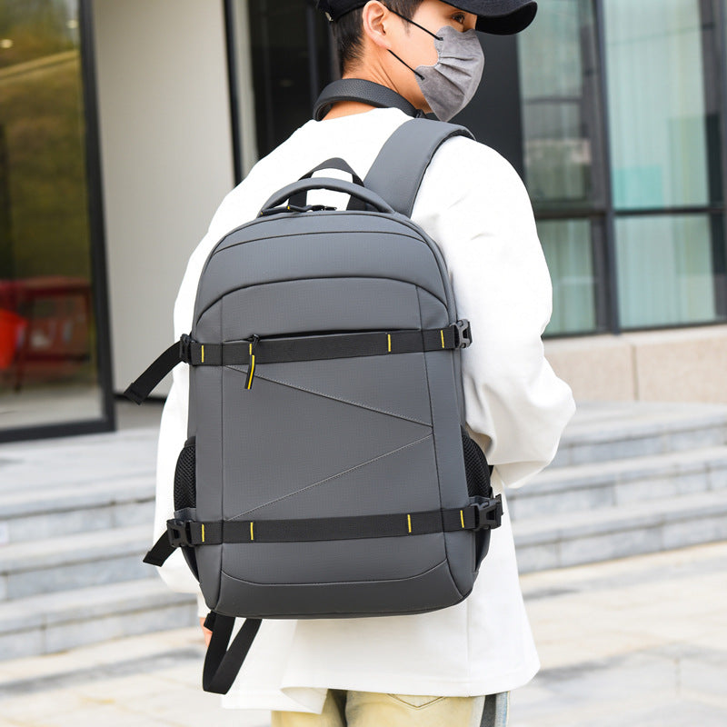 Moderner Rucksack mit Multidimensionalen Fächern und Atmungsaktivem Rücken Karnz