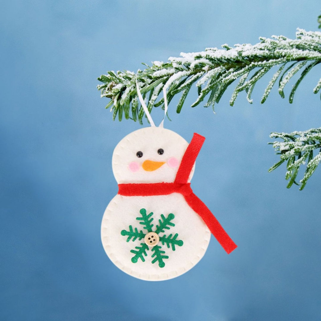 Dekorative Weihnachtsbaumornamente in Rentierform