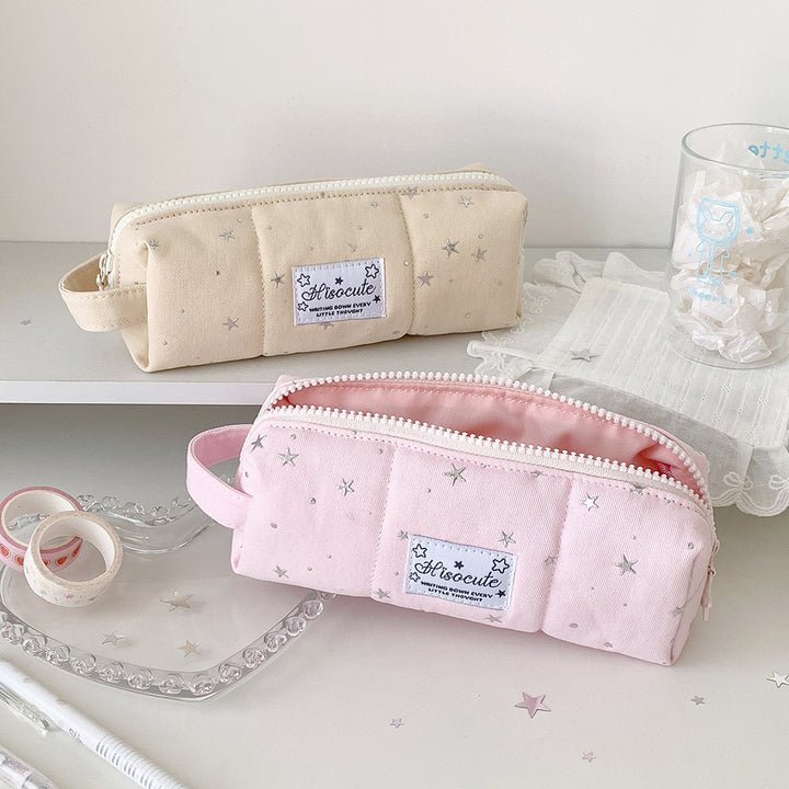 Stylisches mit Sternen verziertes Etui