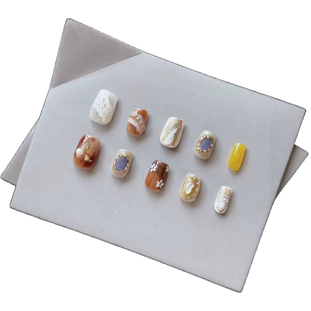 Künstlerisches dekoratives Press-On-Nagelset