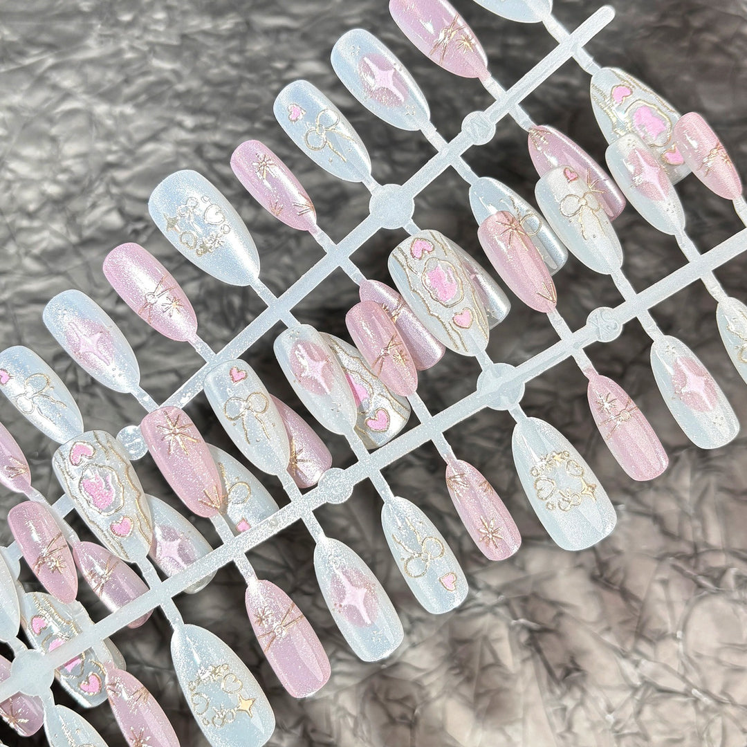 Elegantes dekoratives Nagelkunstset