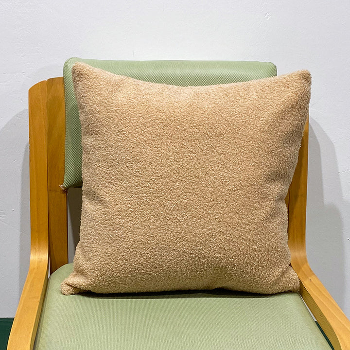 Kuschelkissen mit Teddyfleece-Bezug und weicher Polyesterfüllung Karnz