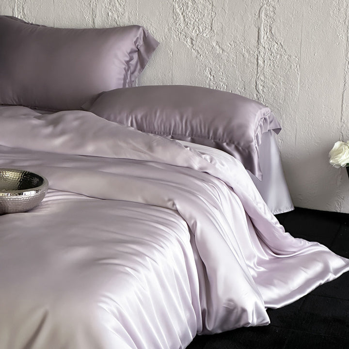 Luxuriöser Maulbeerseide-Feeling Satin Bettbezug & Kissenbezug Set mit umkehrbarem Matt-Glanz-Finish