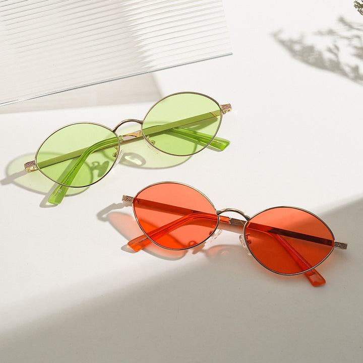 Damen modische runde Sonnenbrille mit luxuriösen Akzenten Karnz