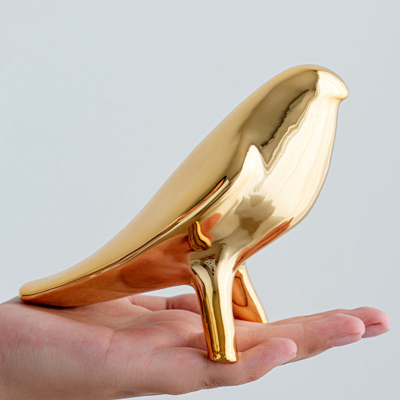Elegante Kunstkeramik Vogel Skulptur Karnz