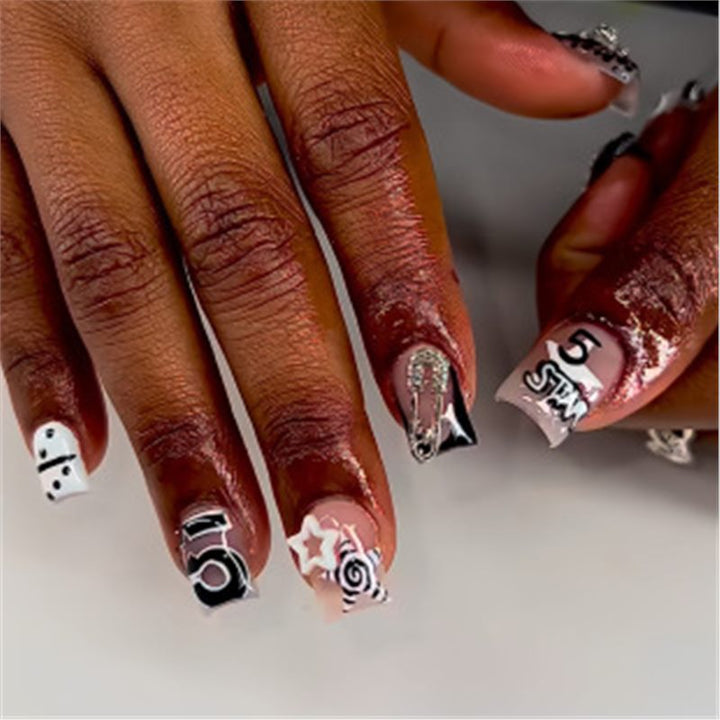 Künstlerisches Press-On-Nagelset mit Premium-Verzierungen Karnz