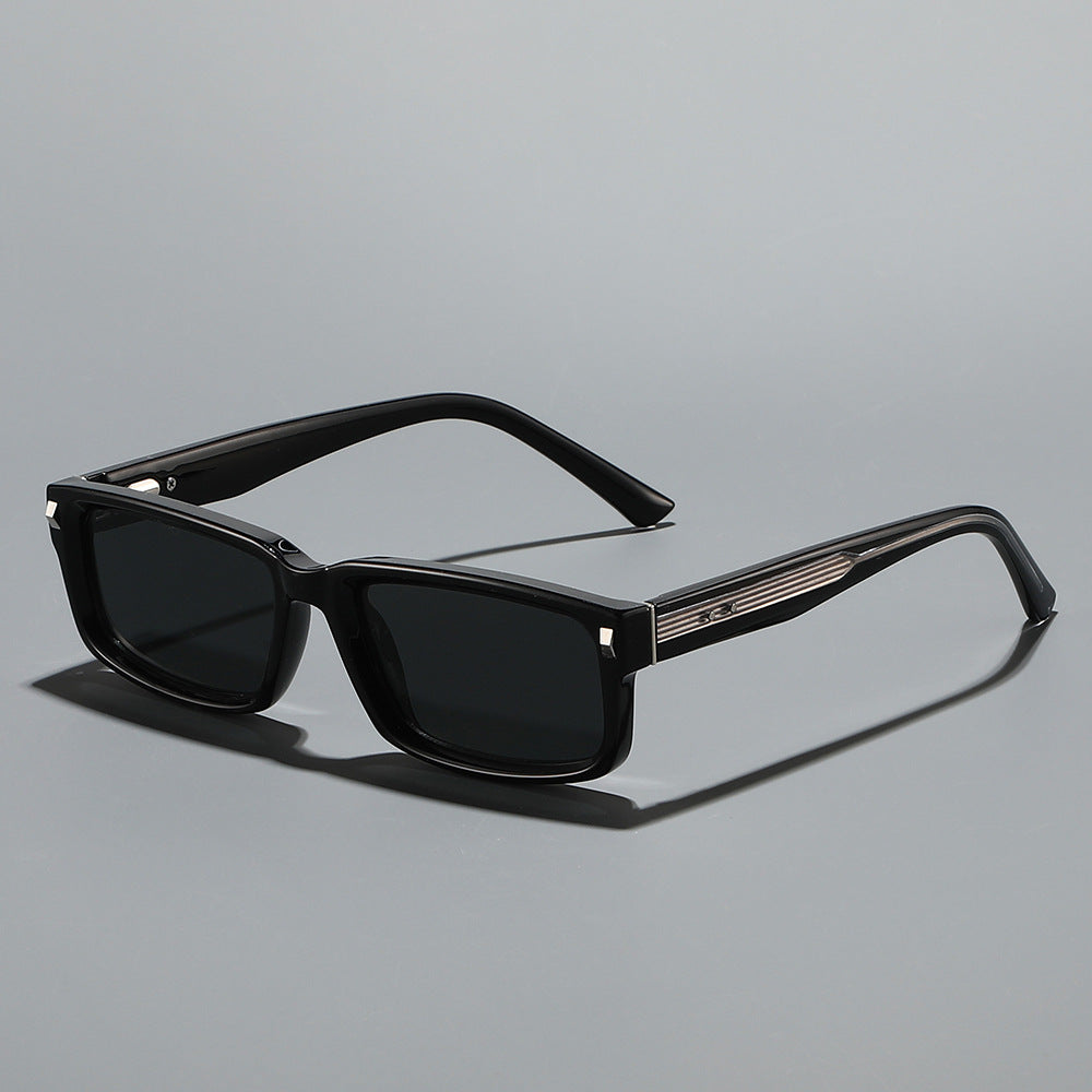 Damen Sonnenbrille im modernen Design Karnz
