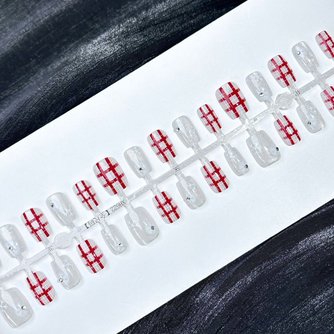 Karo-Muster Press-On Nagelkunst Set