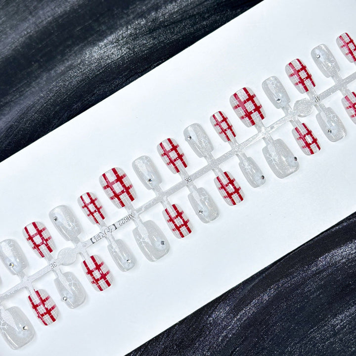 Karo-Muster Press-On Nagelkunst Set