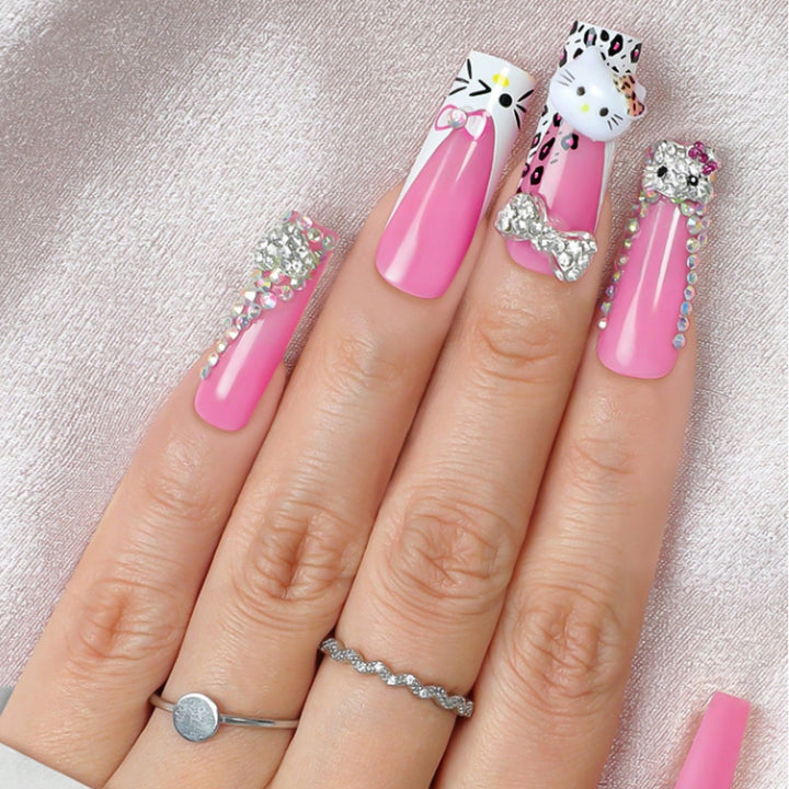 Dekorative Glitzernde Nagelkunst Tipps