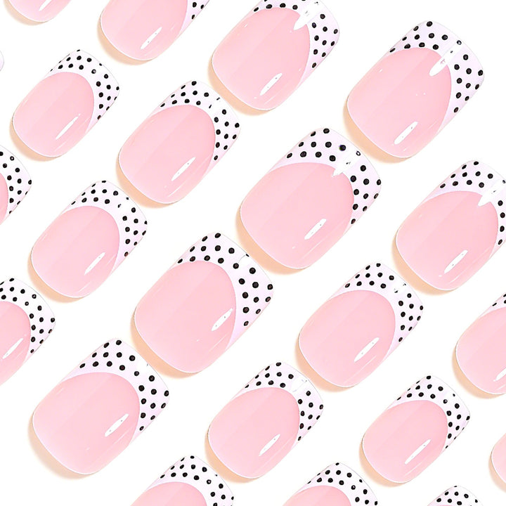Stylische Polka Dot Nagelkunst Tipps Karnz