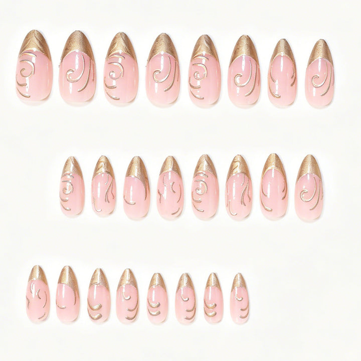 Elegante goldakzentierte Press-On-Nagelkunst Karnz