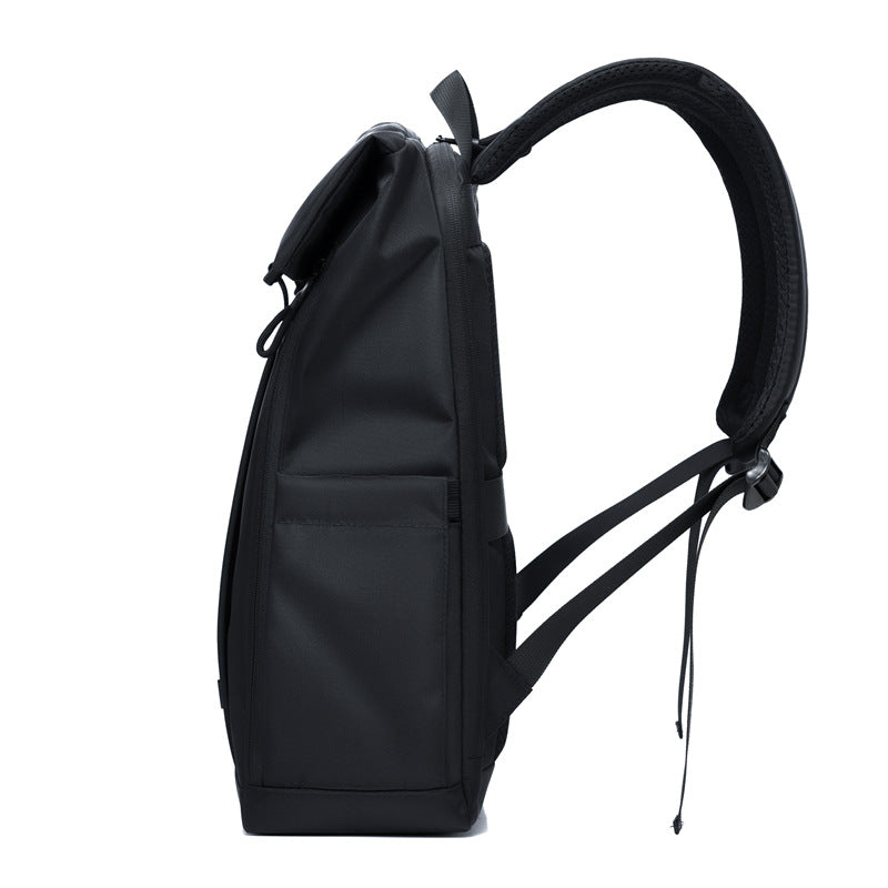 Vielseitiger Roll-Top Laptop-Rucksack Karnz