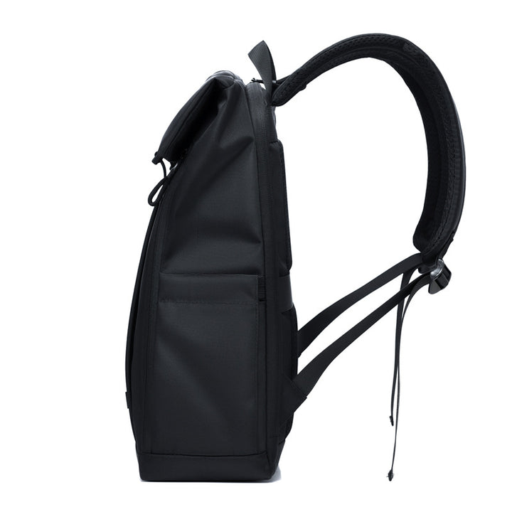 Vielseitiger Roll-Top Laptop-Rucksack Karnz
