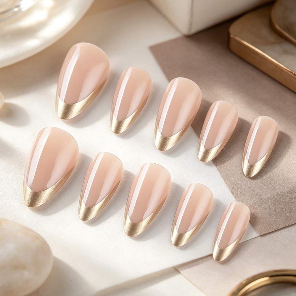 Premium Glänzende Gel-Nagelverlängerungen Karnz