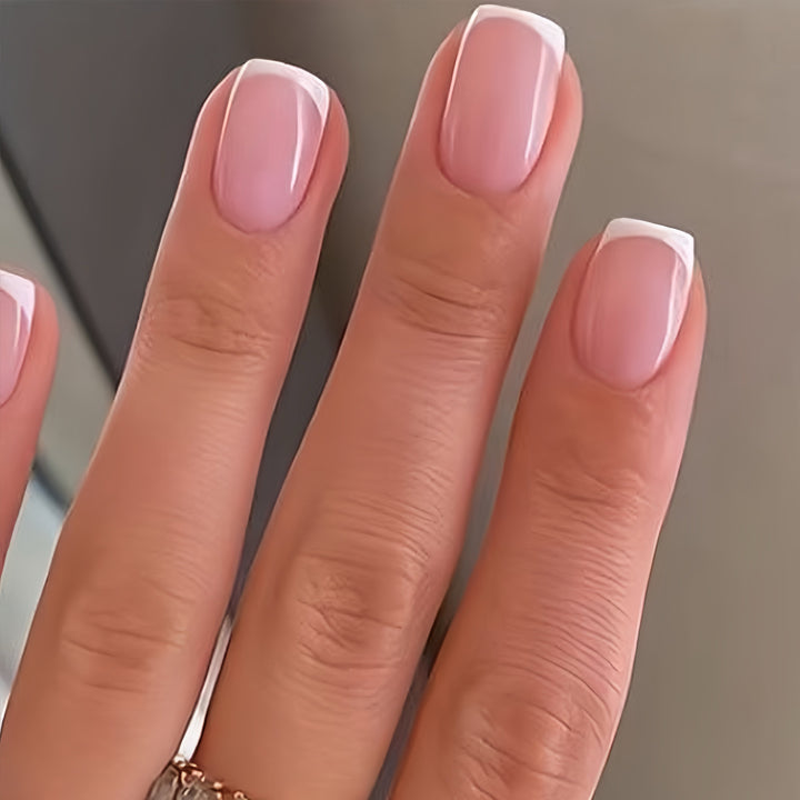 Elegantes French Tip Nagelkunst Set