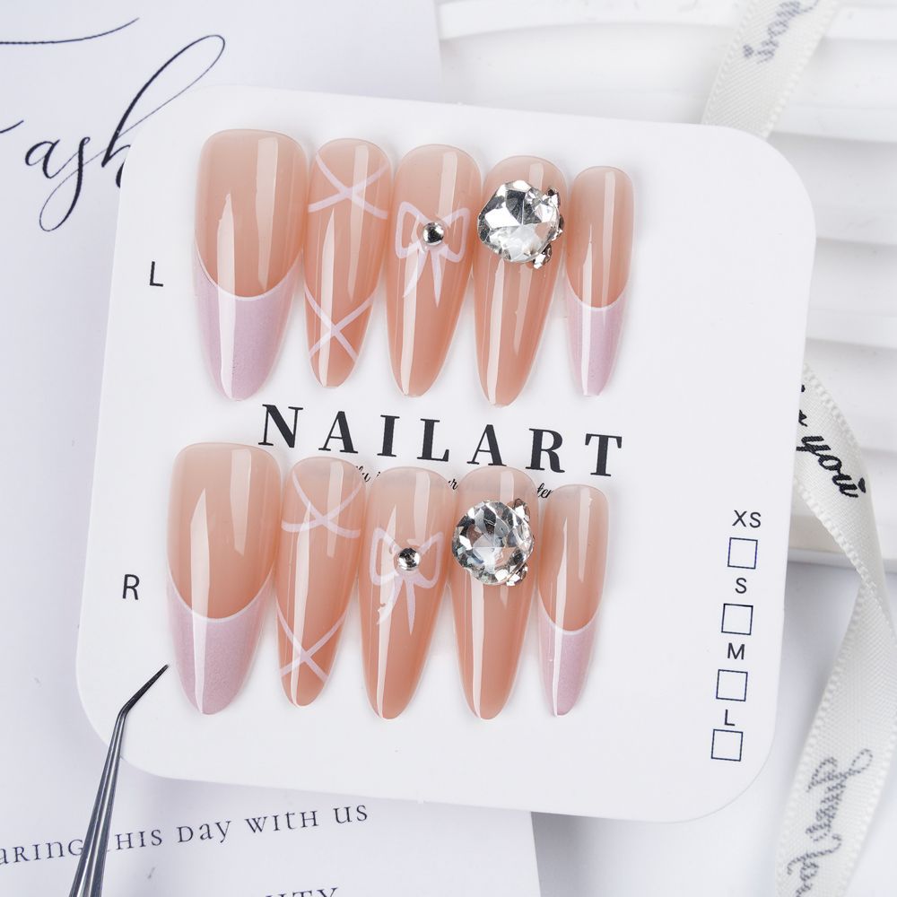 Künstlerisches 3D Schmetterling Press-On Nagelset Karnz