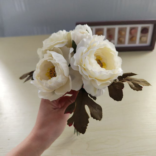 Lebensechter Pfingstrosen-Blumenstrauß